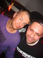 Orange Clubbing: MOGUAI